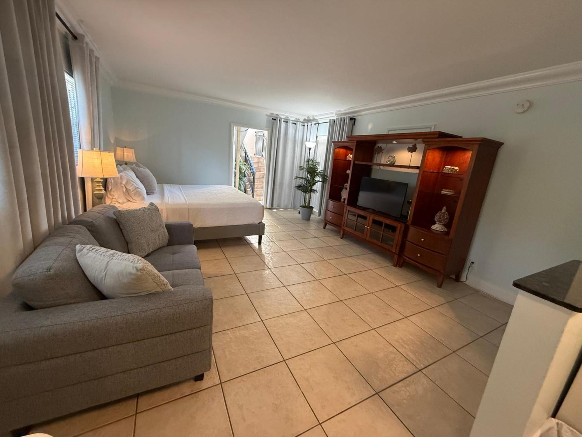 Beach Aqualina Apartments Форт Лодърдейл Екстериор снимка